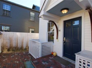14-16 John St, Newport, RI 02840