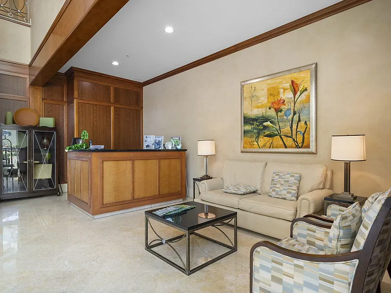 347 N New River Dr E #610 — Photo 32
