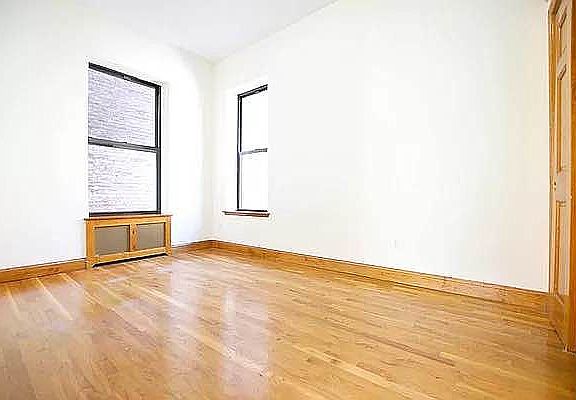 4th image of 101 W 74th St #5W