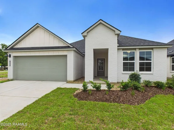 103 Harvest Falls Dr, Broussard, LA 70518