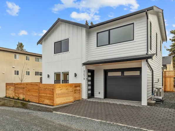 4257B 33rd Ave W #B, Seattle, WA 98199