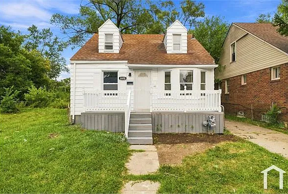 3 bed, 976 sqft, $1,300 — Photo 3