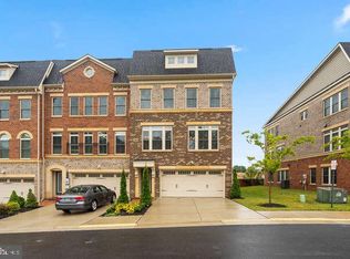 2358 Chadlington Rd, Falls Church, VA 22043