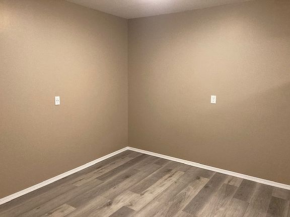 3rd image of 311 N Lincoln Ave #10730068