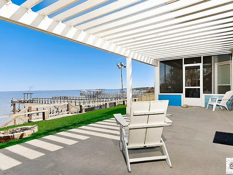 3731 Bayshore Dr — Photo 15