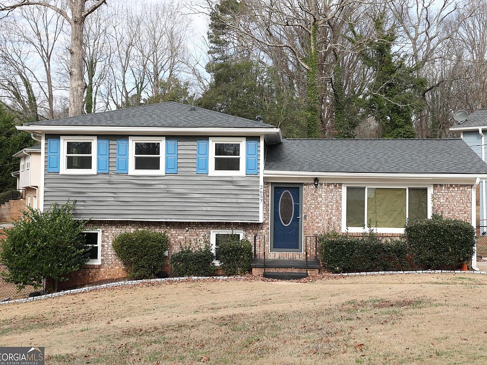 1st image of 2657 Crestdale Cir SE