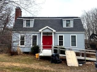 38 High St, Middlefield, CT 06455