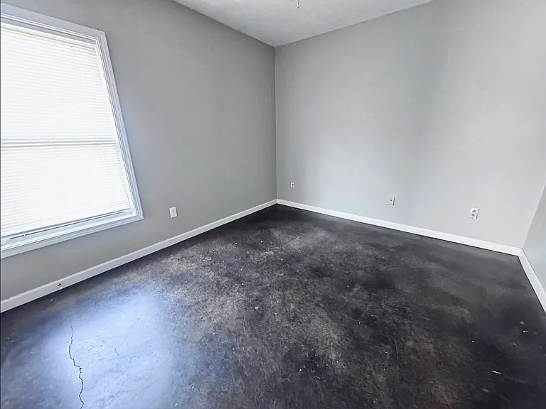 3888 Turfway Dr — Photo 14