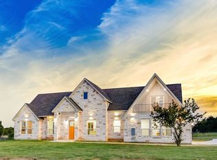 225 Settlers Rdg, Bertram, TX 78605