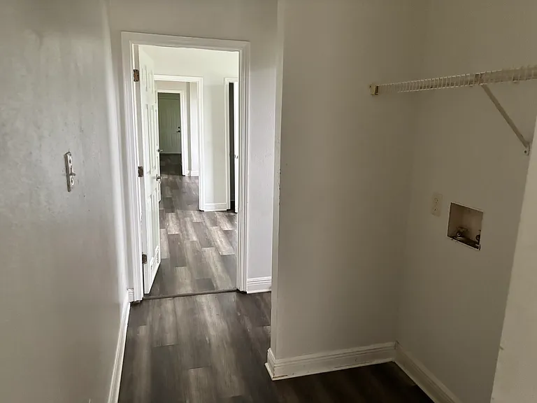 1041 Atlantic Ave — Photo 7