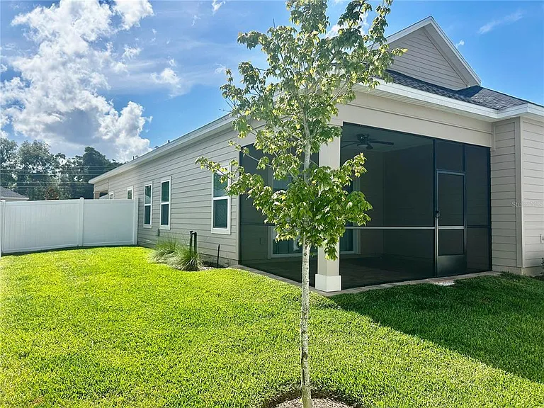 4530 NW 14th Loop — Photo 6