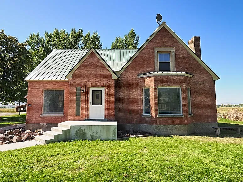 Res_6158llc_Densley_2345(Red Brick) — Photo 2