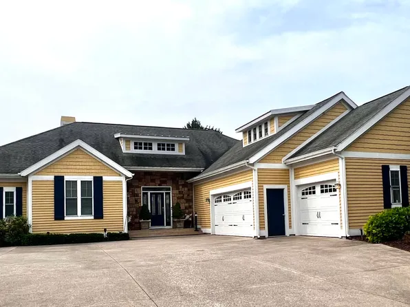 1551 Glenwood Ave, Muskegon, MI 49445