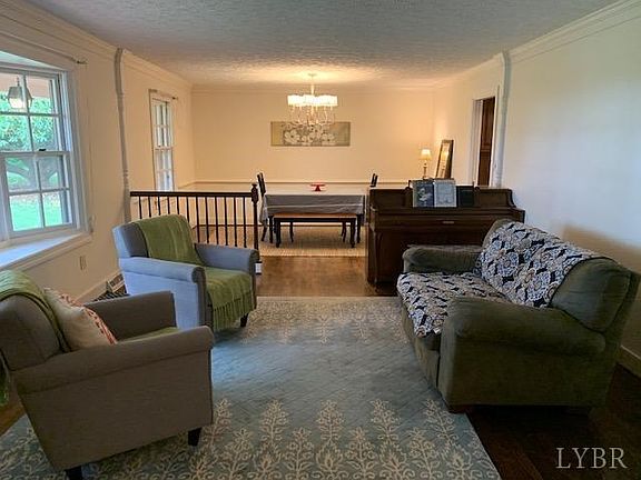 4th image of 304 Casaloma Dr