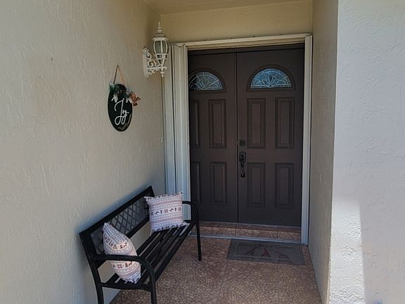 3rd image of 18600 SW 127th Pl