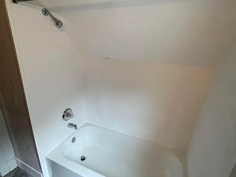 1132 Sycamore St — Photo 9