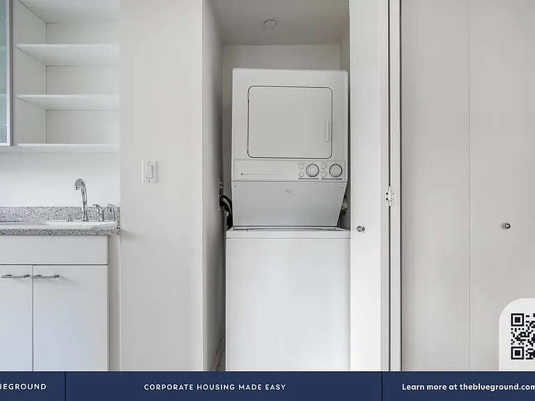 180 W 20th St #9C — Photo 10