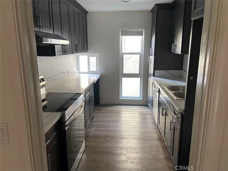 1628 S Huntington Dr #1 — Photo 5