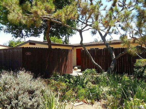 2nd image of 604 S Heathdale Ave