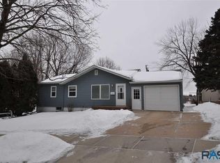 1721 S Gary Dr, Sioux Falls, SD 57103