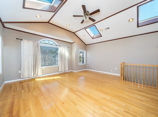 109 Beach St #2, Jersey City, NJ 07307