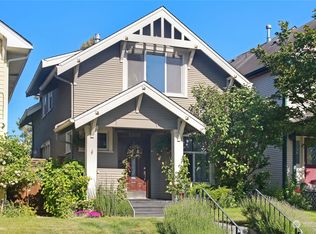 2203 Rockefeller Ave, Everett, WA 98201