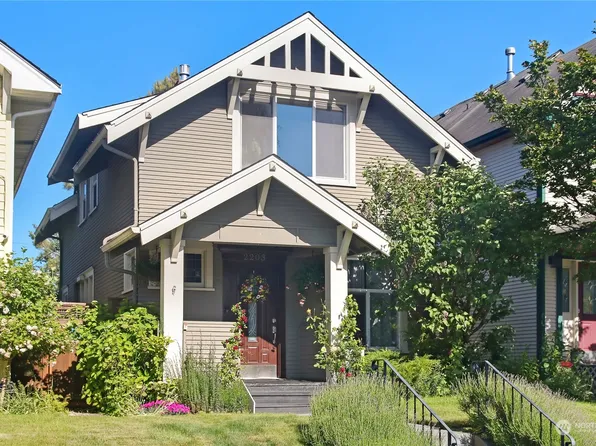 2203 Rockefeller Avenue, Everett, WA 98201
