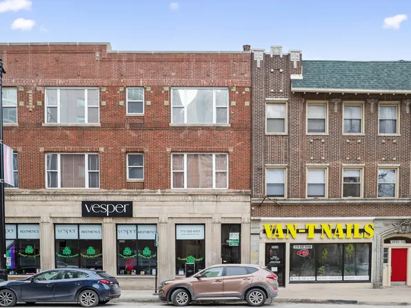 3918 N Broadway St APT 3B, Chicago, IL 60613