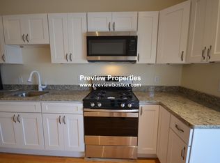 16 Chelsea St #1G, Boston, MA 02128