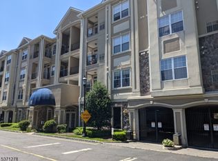 6303 Harcourt Rd #173, Clifton, NJ 07013