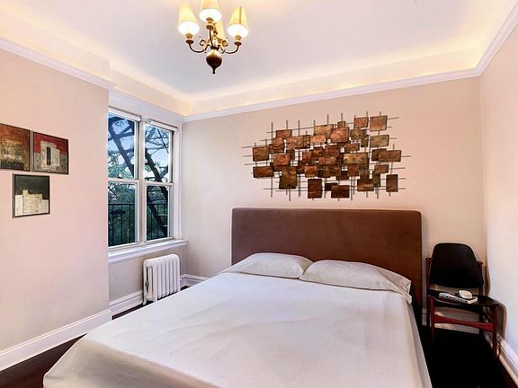 3rd image of 19 Grace Ct APT 4D