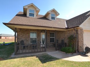 552 NE Sunset Dr, Elgin, OK 73538