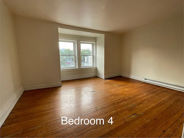 207 N 4th St #2 — Photo 8