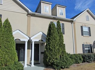 902 Brighton Point, Sandy Springs, GA 30328