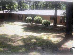 1255 Lake Lucerne Rd SW, Lilburn, GA 30047