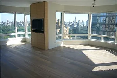 Rented by Domus Realty
