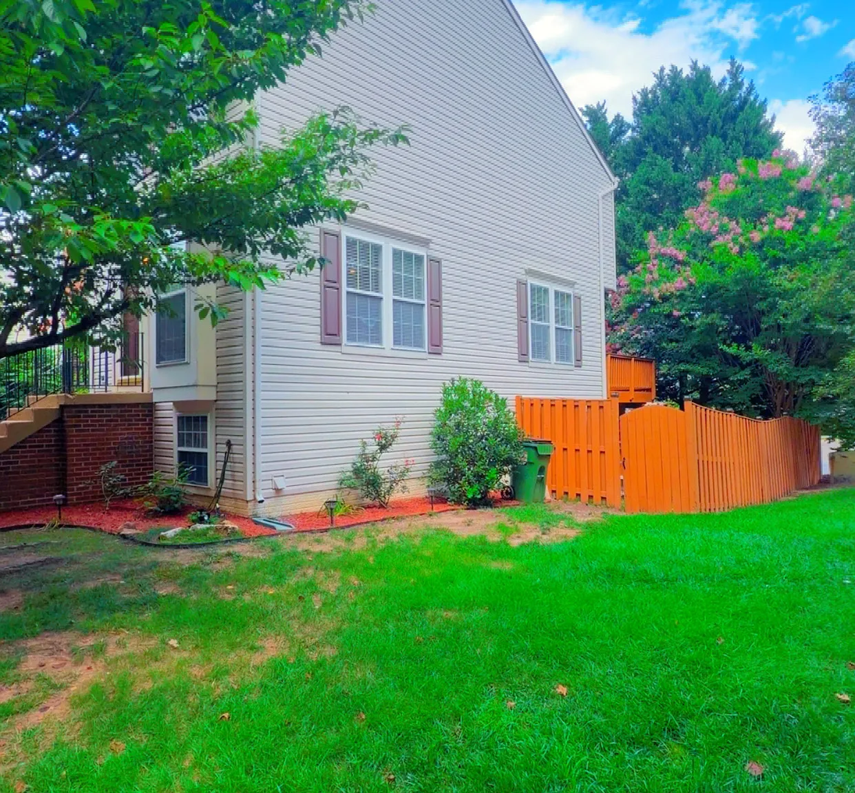 2 bed, 2.5 bath, 1408 sqft, $2,800 — Photo 4