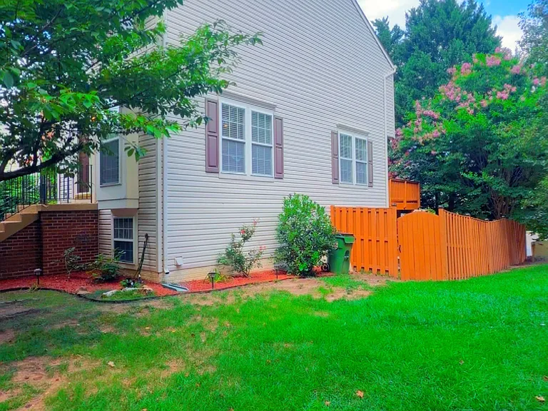 2063 Stargrass Ct — Photo 4