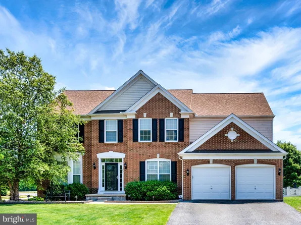 267 W Clarendon Dr, Smyrna, DE 19977