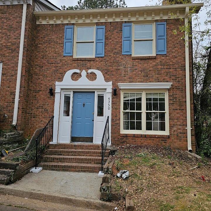 1st image of 4350 Village Square Ln