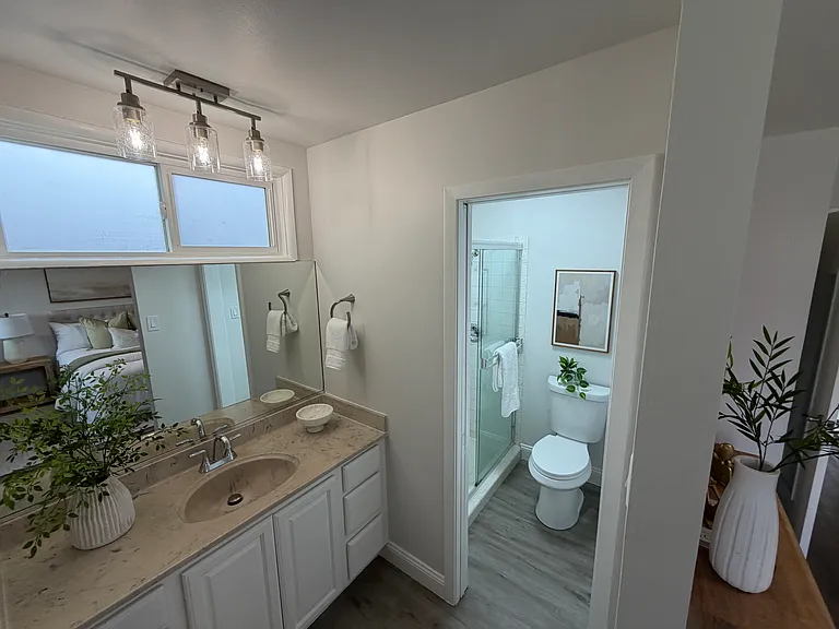 910 Helen Dr — Photo 14