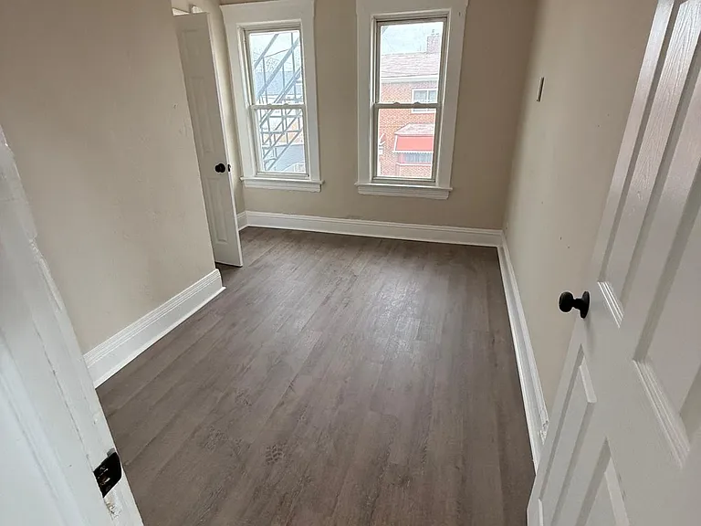 8212 Golden Ave #2 — Photo 7