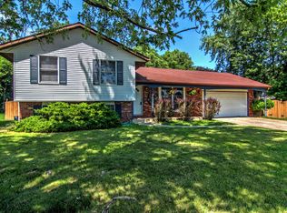 808 W 1100 N, Chesterton, IN 46304
