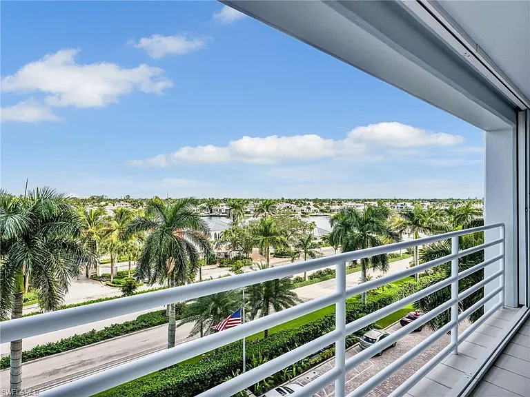 4751 Gulf Shore Blvd N #602 — Photo 8