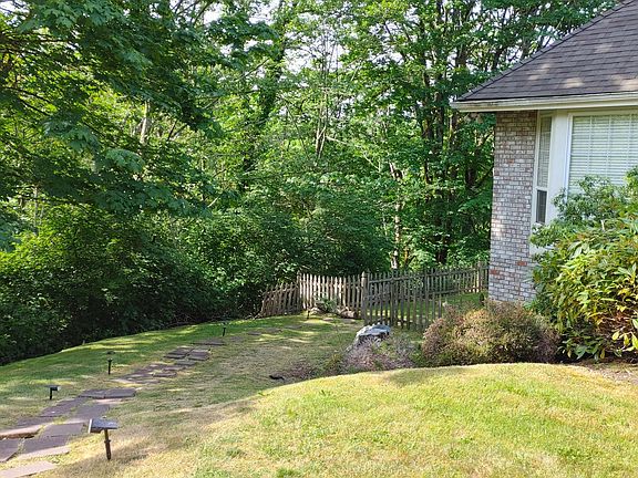 2nd image of 12611 SE 85th Pl