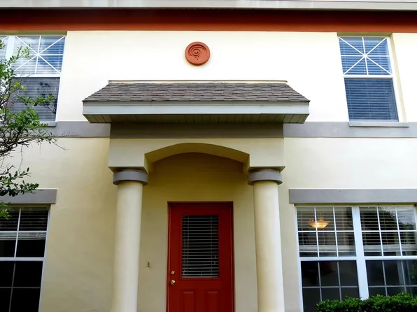 144 Coquina Bay Dr, Saint Petersburg, FL 33705
