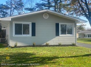 80 Clay Cir, Brick, NJ 08724