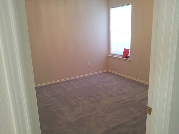 4th image of 7028 Eagle Vail Dr