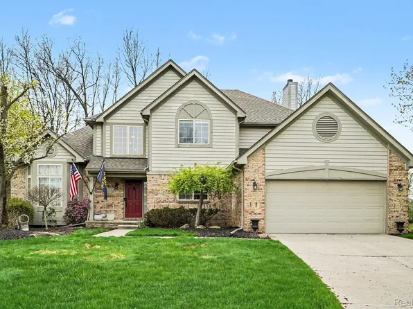 23939 Stony Creek Dr, Farmington Hills, MI 48336