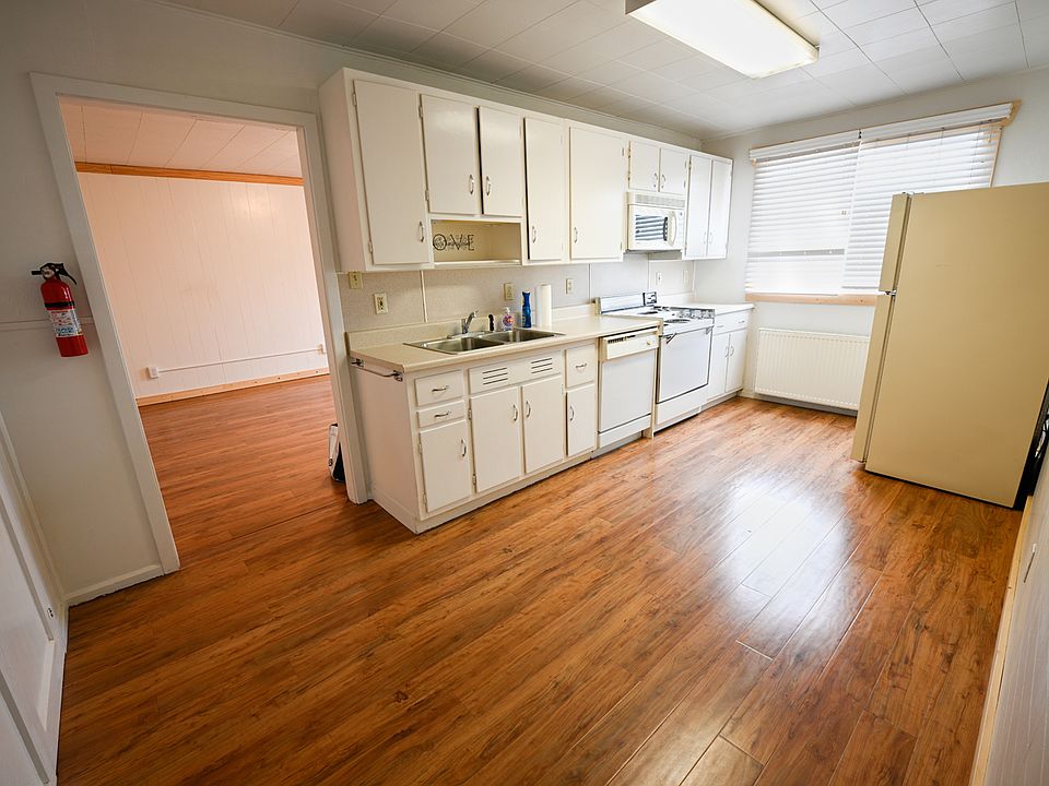 Dining area in the kitchen
